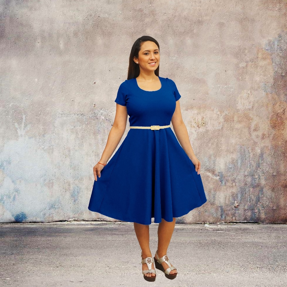 Short Sleeves Scoop Neck Dress